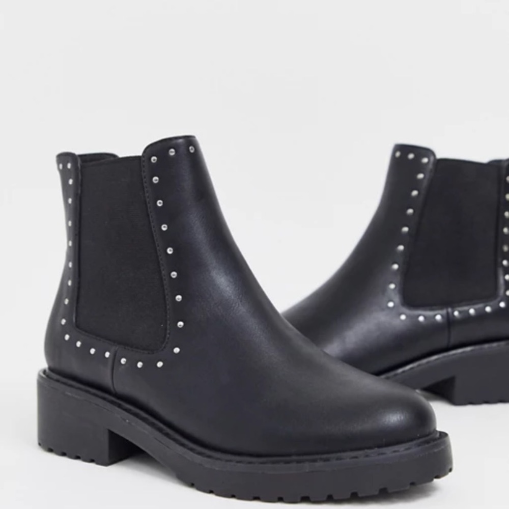 London Rebel chunky flat chelsea boots in black